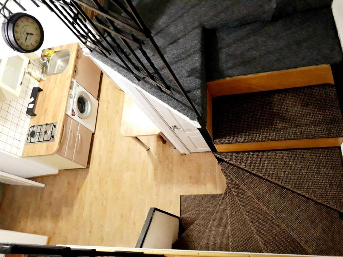 Regrand Apartment On Svobody 22 Lviv Buitenkant foto